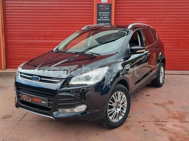 Negro Usado 2014 Ford Kuga Titanium S SUV | 11.990 € (Un poco caro) - Imagen 1/4