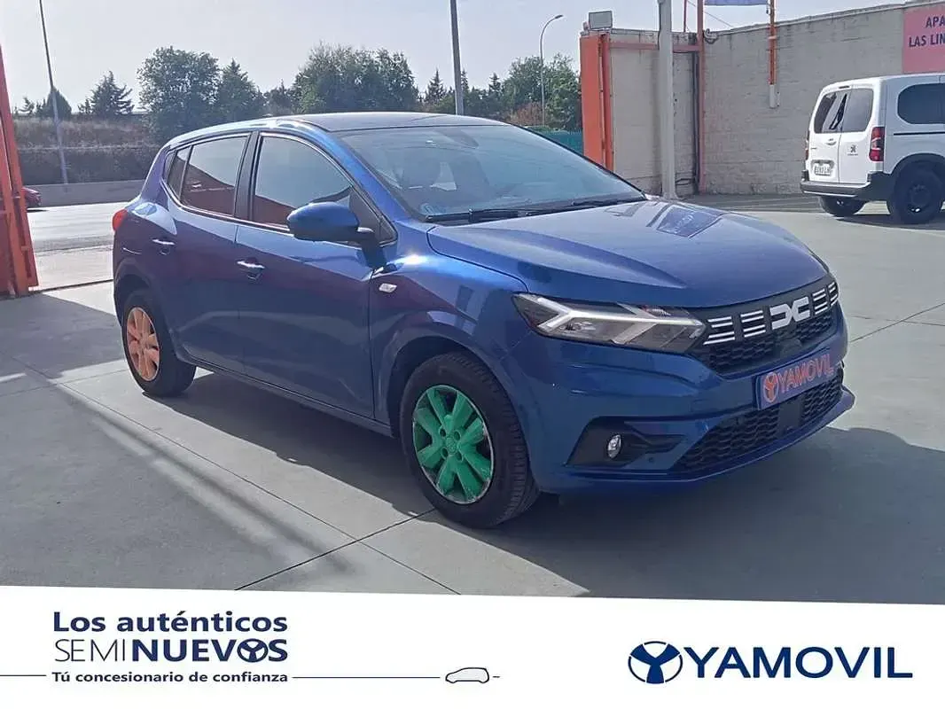 Usado Dacia Sandero Expression 101 CV (74 kW) 2023 Azul Utilitario