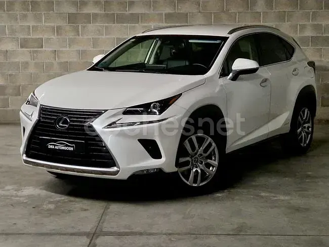 Usado Lexus NX300h Executive Line 197 CV (144 kW) 2018 Blanco SUV