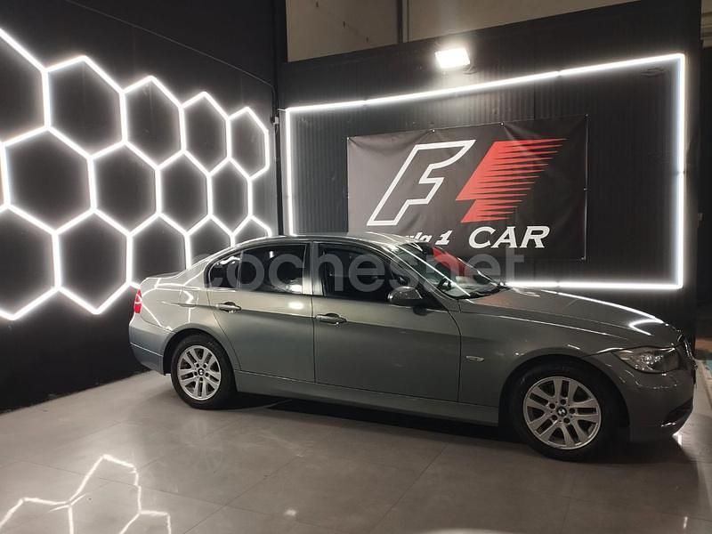 Usado BMW 320 177 CV (130 kW) 2008 Gris / plata Berlina