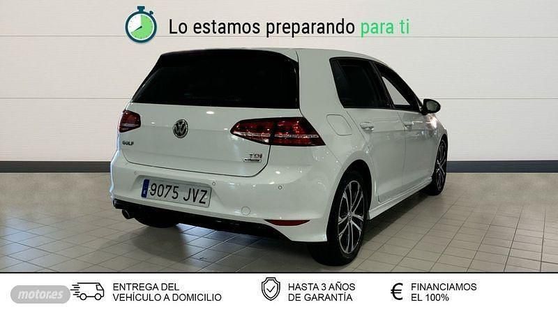 Usado VW Golf VII Sport 110 CV (80 kW) 2017 Blanco Berlina