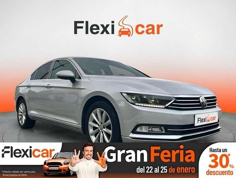 Gris Usado 2017 VW Passat Advance Berlina | 14.270 € (Super precio) - Imagen 1/4