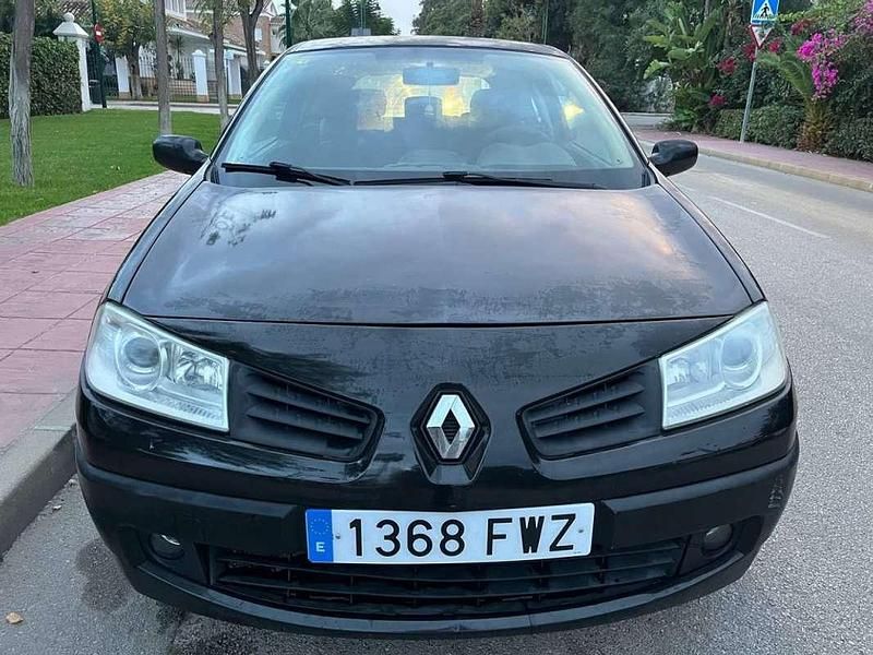 Negro Usado 2007 Renault Mégane II Dynamique Utilitario | 2500 € (Precio justo) - Imagen 1/4