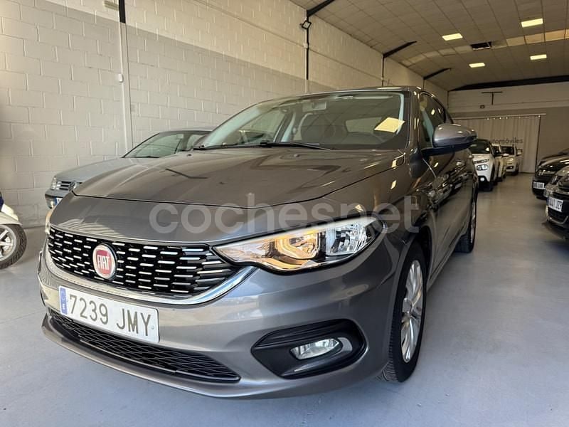 Azul Usado 2015 Fiat Tipo Lounge Berlina | 6490 € (Precio justo) - Imagen 1/4