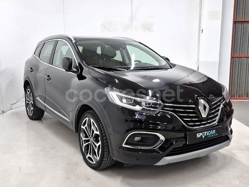 Usado Renault Kadjar Zen 140 CV (102 kW) 2022 Negro SUV
