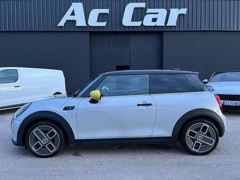 Usado Mini Cooper SE 135 kW (184 CV) 2022 Gris Utilitario