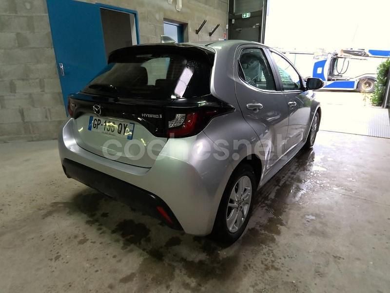 Usado Mazda 2 Center-Line 116 CV (85 kW) 2023 Gris / plata Utilitario