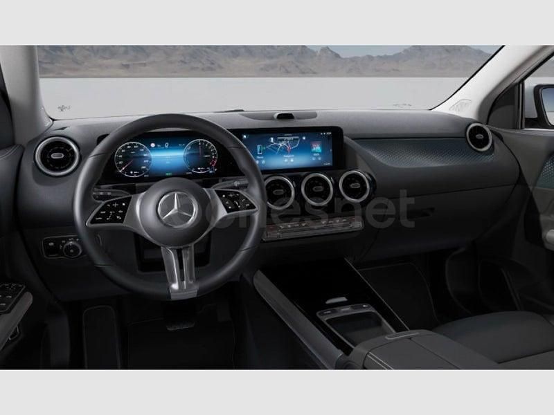 Usado Mercedes GLA250 218 CV (160 kW) 2025 Blanco SUV
