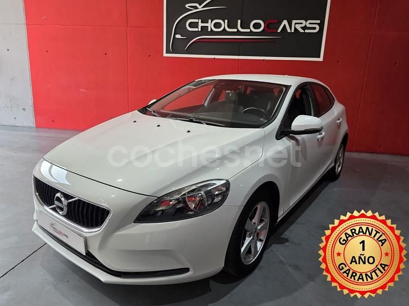 Usado Volvo V40 Inscription 120 CV (88 kW) 2017 Blanco Berlina