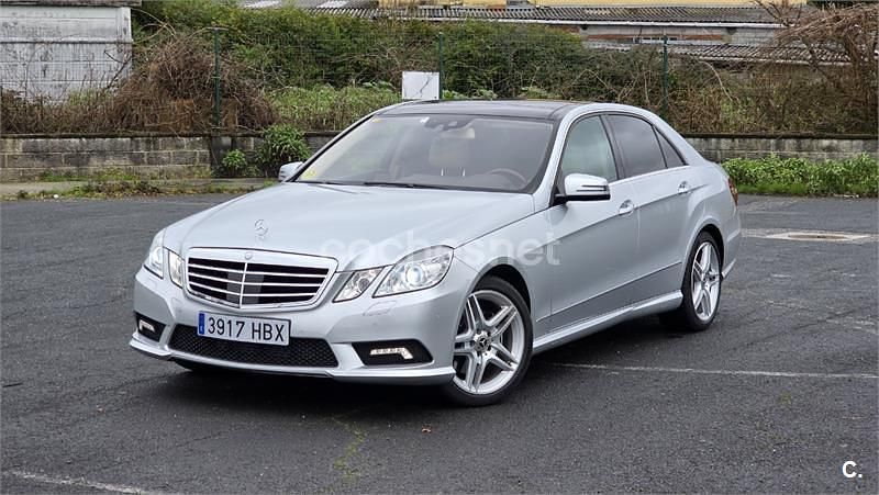 Usado Mercedes E350 Avantgarde 252 CV (185 kW) 2012 Gris / plata Berlina