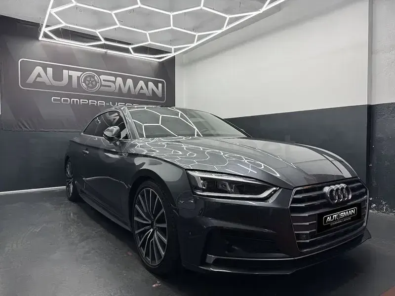 Usado Audi Coupé S-Line 190 CV (139 kW) 2020 Gris / plata Coupe