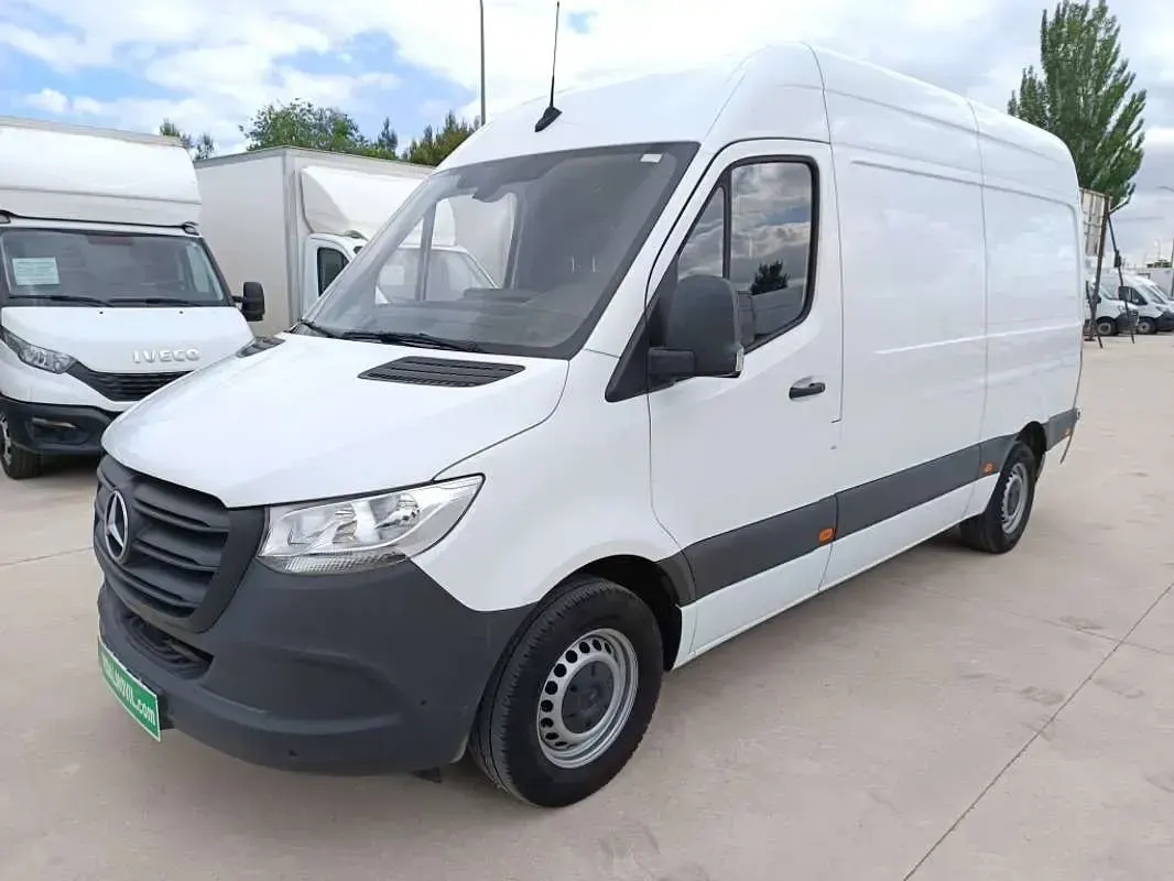 Usado Mercedes Sprinter 150 CV (110 kW) 2023 Blanco Van