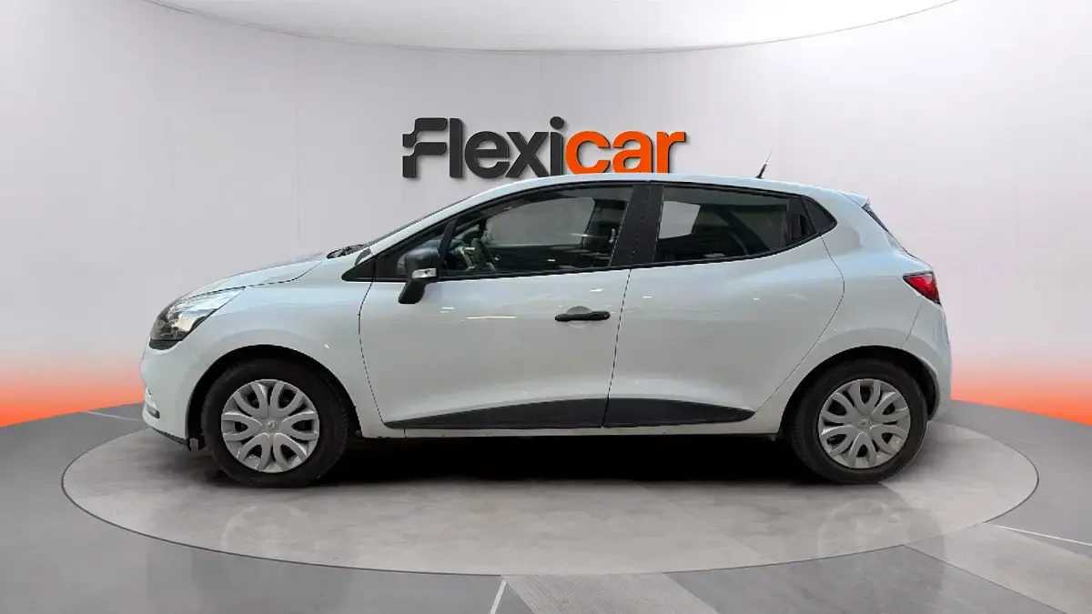 Usado Renault Clio IV LIMITED 90 CV (66 kW) 2019 Blanco Berlina