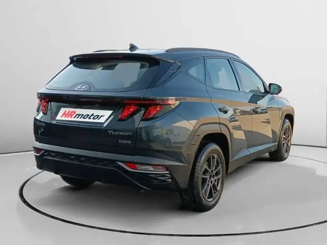 Usado Hyundai Tucson Style 232 CV (170 kW) 2024 Gris SUV