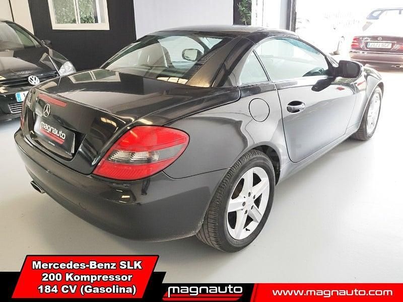Usado Mercedes SLK200 184 CV (135 kW) 2009 Negro Descapotable