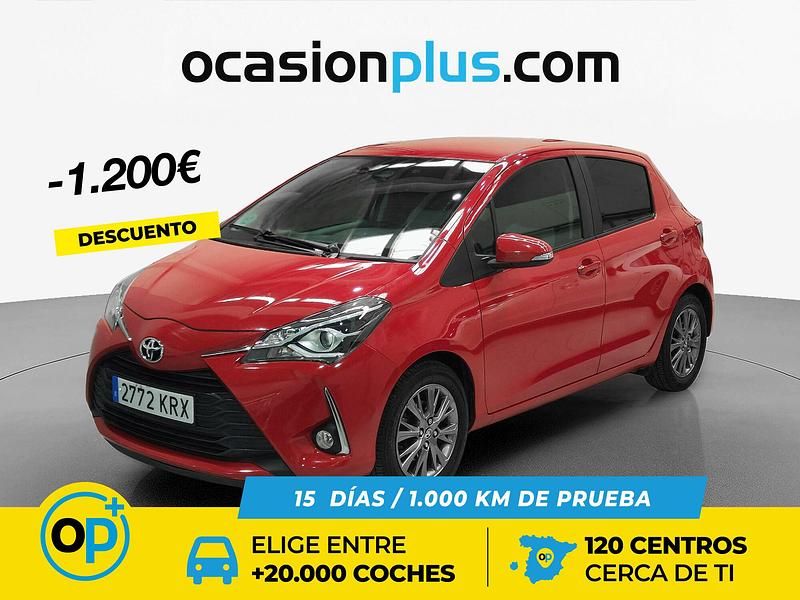 Usado Toyota Yaris Active 69 CV (50 kW) 2018 Rojo