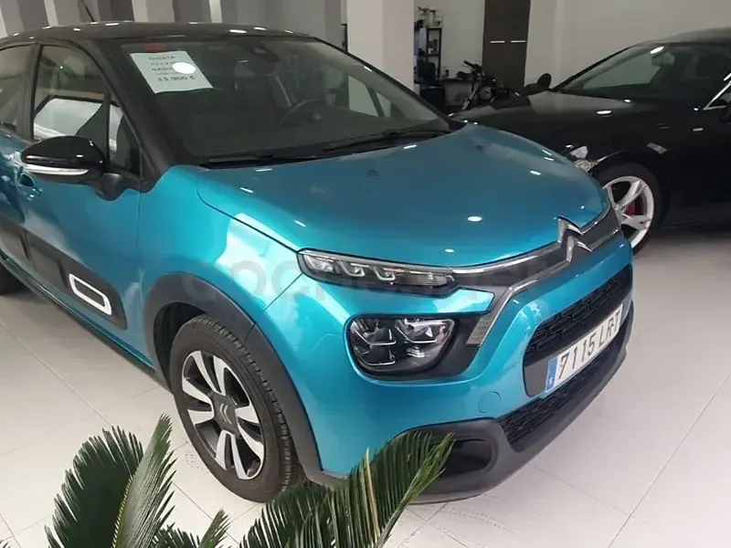 Usado Citroën C3 Live 83 CV (61 kW) 2021 Azul Utilitario