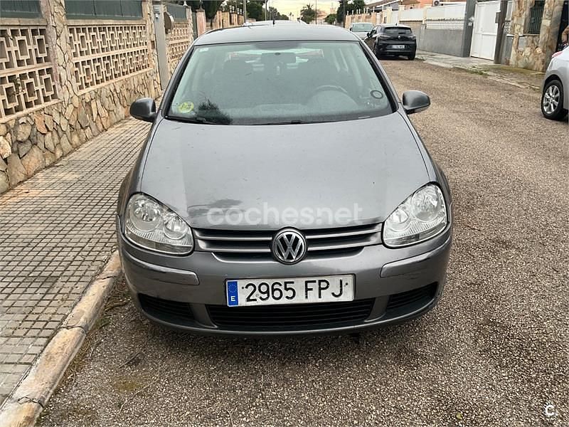 Gris / plata Usado 2007 VW Golf GT Berlina | 4200 € (Buen precio) - Imagen 1/4