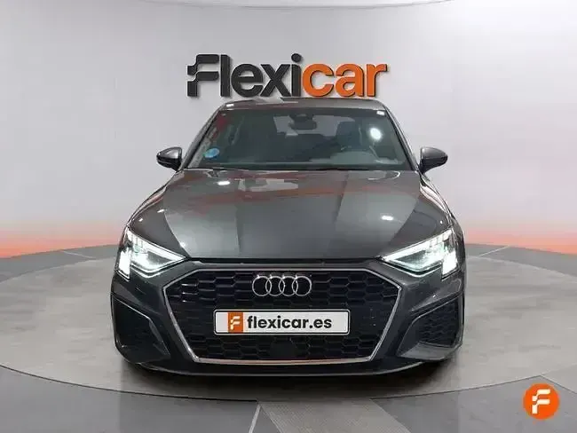Usado Audi A3 Sportback e-tron S-Line 150 CV (110 kW) 2024 Gris Utilitario