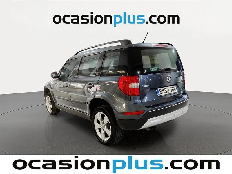 Usado Skoda Yeti Ambition 125 CV (91 kW) 2015 Azul SUV