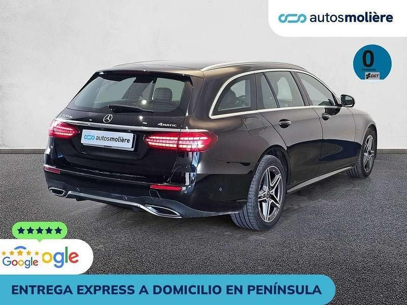 Usado Mercedes E300 306 CV (225 kW) 2021 Negro Familiar