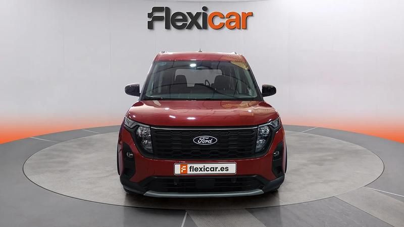 Usado Ford Tourneo Courier Titanium 125 CV (91 kW) 2025 Rojo Monovolumen