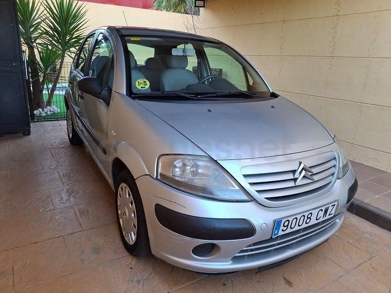 Usado Citroën C3 61 CV (44 kW) 2004 Gris / plata Berlina