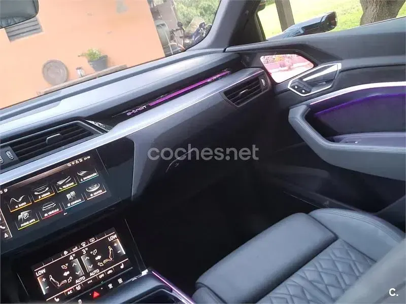 Usado Audi Q8 Sportback e-tron Advanced Plus 2022 Eléctrico SUV