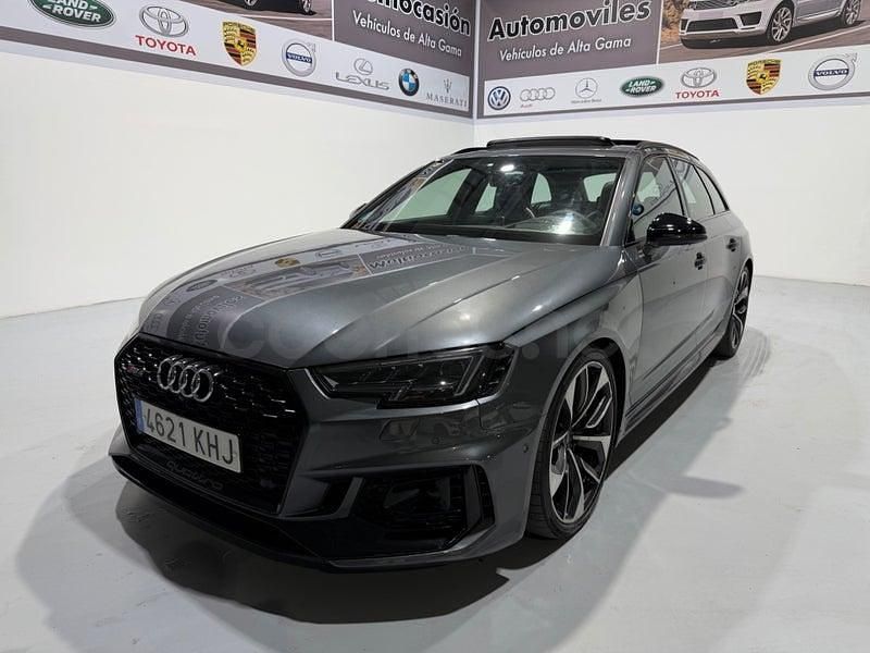 Usado Audi RS4 450 CV (330 kW) 2018 Gris / plata Familiar