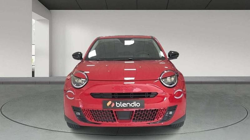 Nuevo Fiat 600 Red 116 kW (158 CV) 2025 Rojo Berlina
