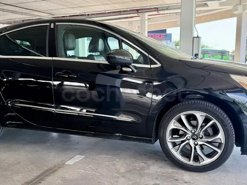 Usado Citroën DS4 Limited Edition 1955 112 CV (82 kW) 2015 Negro Utilitario