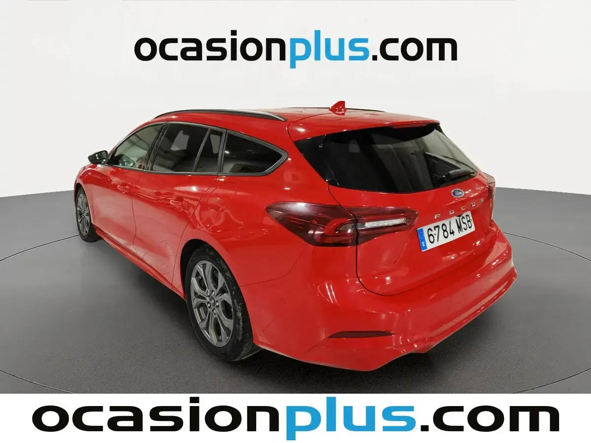 Usado Ford Focus ST-Line 155 CV (114 kW) 2024 Rojo Monovolumen