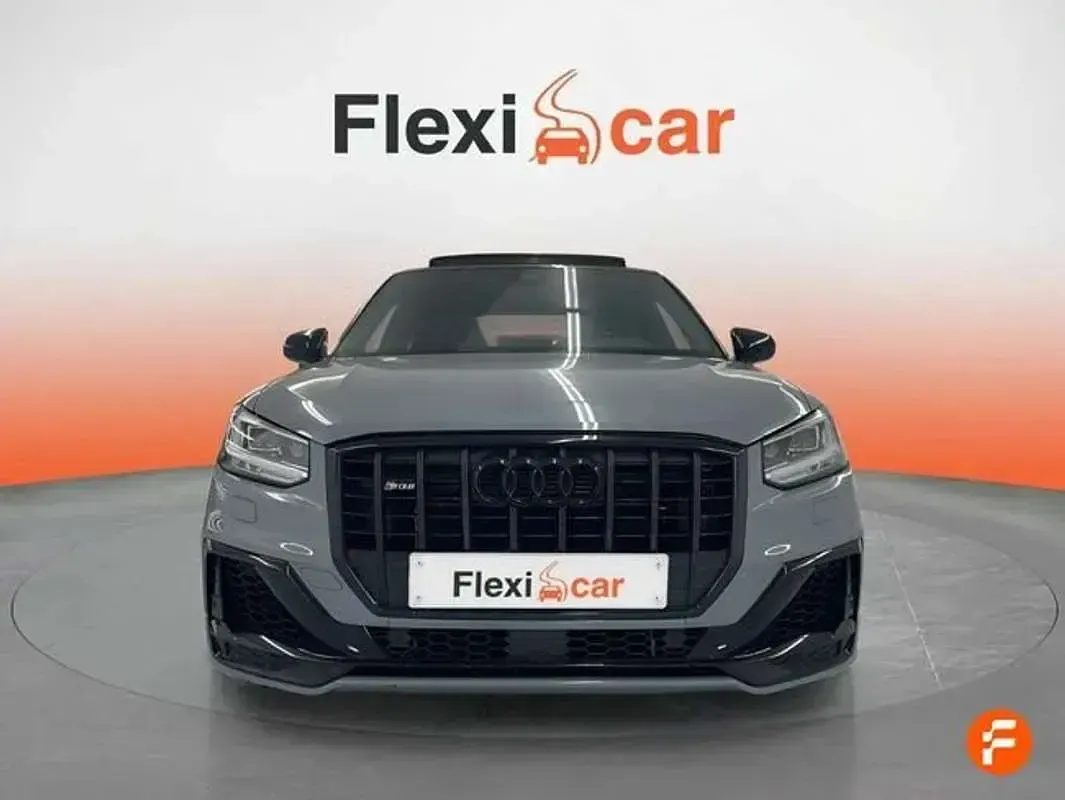 Usado Audi SQ2 300 CV (220 kW) 2019 Gris SUV