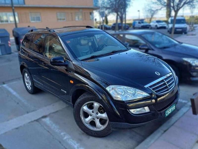 Usado Ssangyong (KGM) Kyron Limited 141 CV (103 kW) 2007 Negro SUV