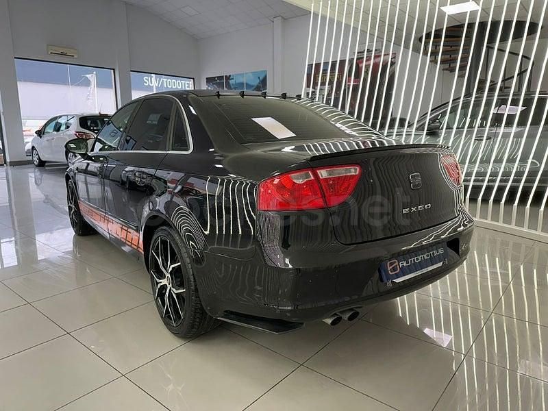Usado Seat Exeo Style 120 CV (88 kW) 2011 Negro Berlina