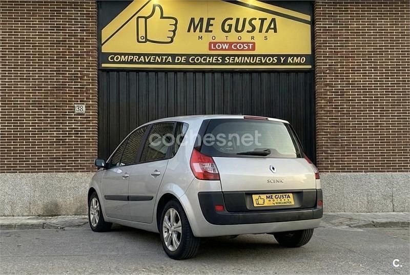 Usado Renault Scénic II Authentique 100 CV (73 kW) 2005 Gris / plata Monovolumen