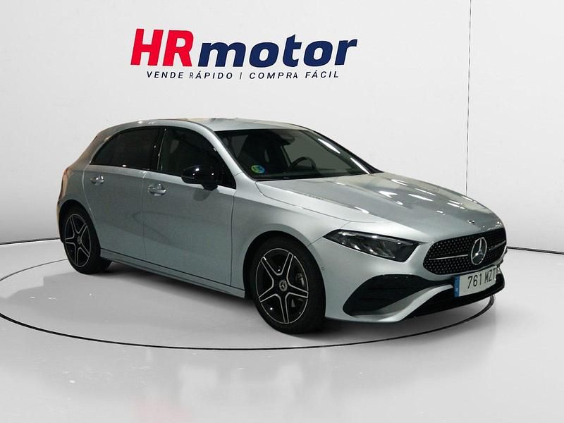 Gris Nuevo 2025 Mercedes A180 AMG line Utilitario | 31.290 € (Super precio) - Imagen 1/4