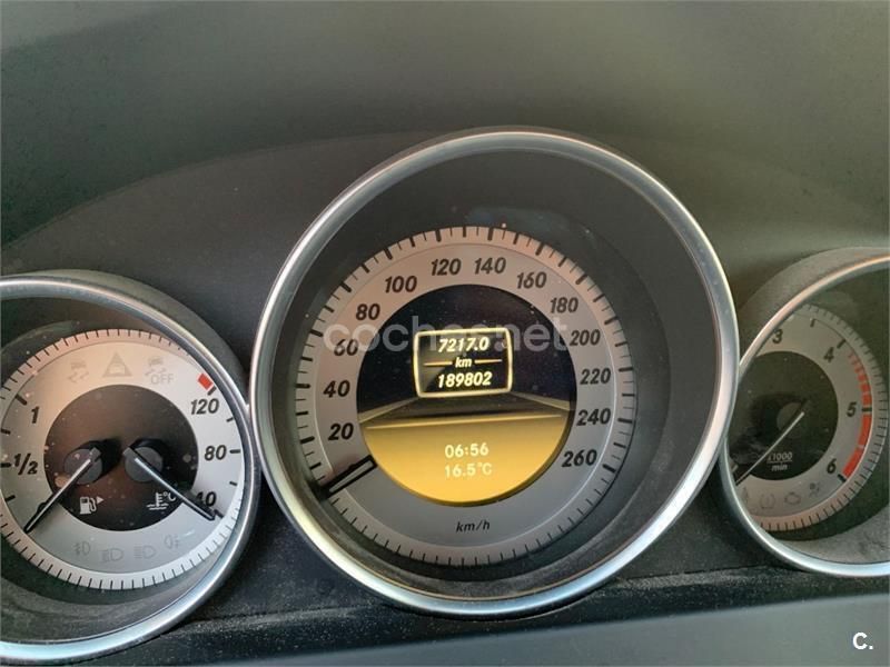 Usado Mercedes C220 170 CV (125 kW) 2011 Negro Coupe