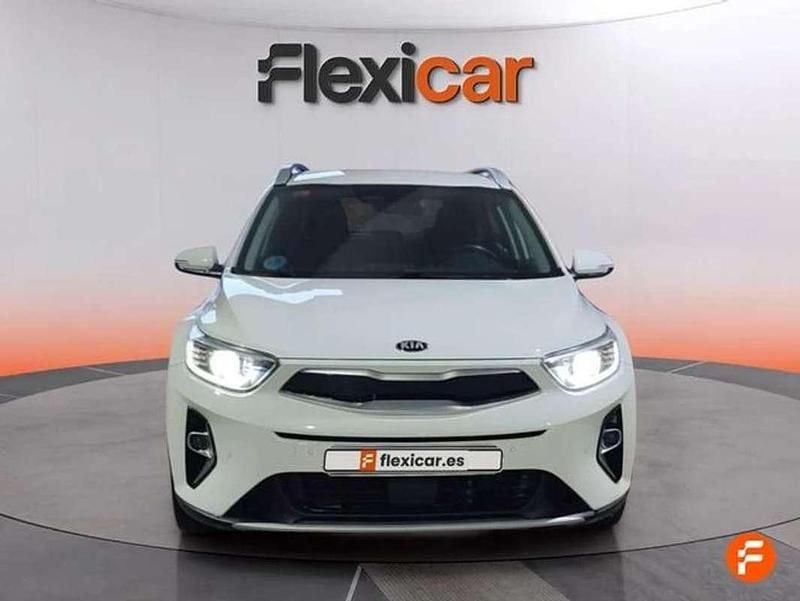 Usado Kia Stonic 101 CV (74 kW) 2021 Blanco SUV