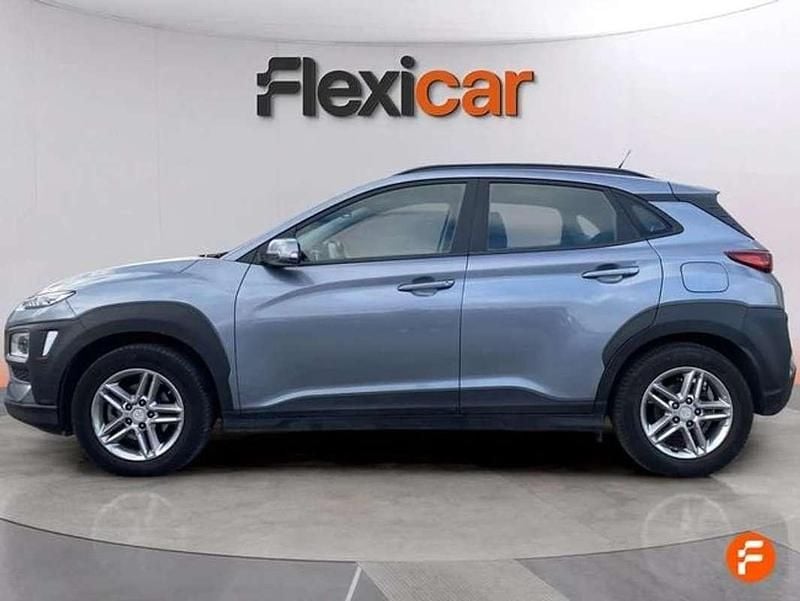 Usado Hyundai Kona 120 CV (88 kW) 2020 Gris SUV