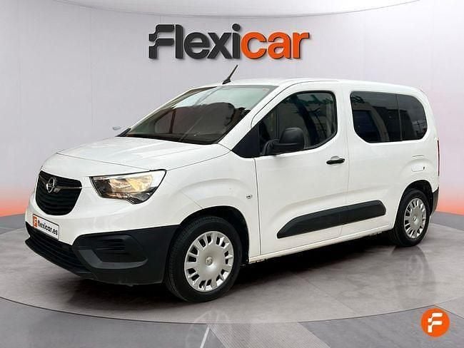Usado Opel Combo Innovation 100 CV (73 kW) 2020 Blanco Berlina