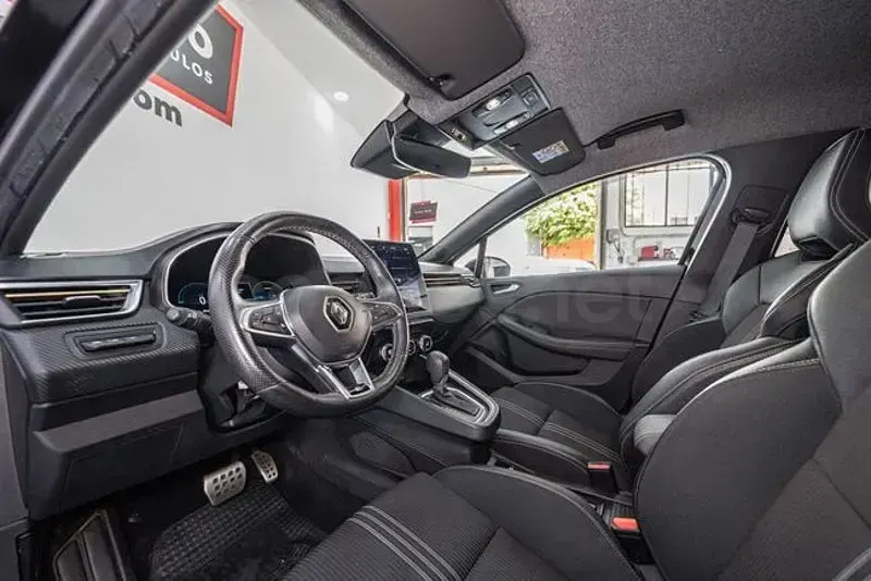 Usado Renault Clio V Techno 140 CV (102 kW) 2024 Negro Berlina