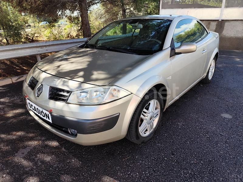 Beige Usado 2006 Renault Mégane Cabriolet Extreme Descapotable | 3999 € (Buen precio) - Imagen 1/4