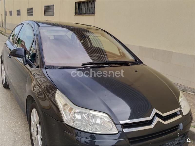 Negro Usado 2005 Citroën C4 VTR Sport Berlina | 2000 € (Precio justo) - Imagen 1/4