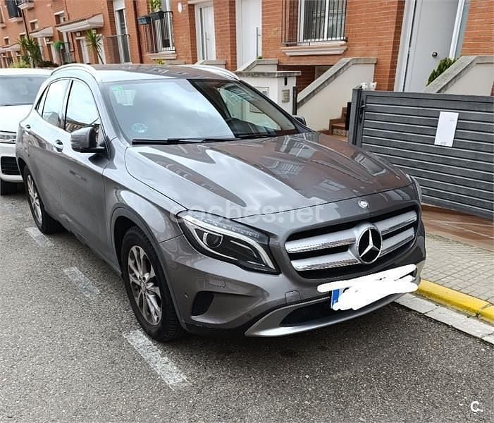 Gris / plata Usado 2014 Mercedes GLA200 Urban SUV | 17.000 € (Precio justo) - Imagen 1/4