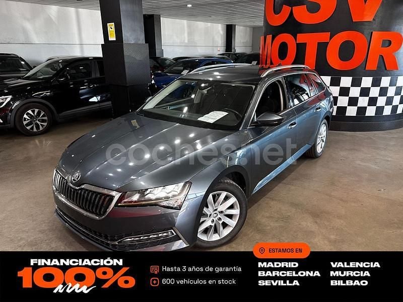 Gris / plata Usado 2021 Skoda Superb Style Familiar | 17.450 € (Super precio) - Imagen 1/4