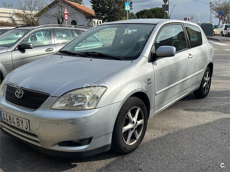 Usado Toyota Corolla Sol 110 CV (80 kW) 2001 Blanco Berlina