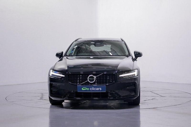 Usado Volvo V60 Plus 197 CV (144 kW) 2023 Negro Familiar