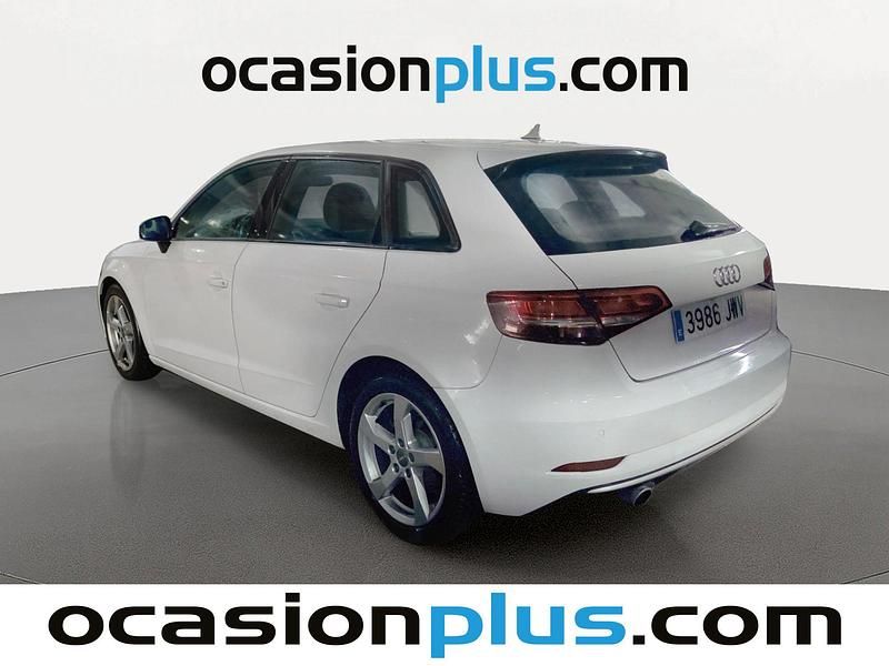 Usado Audi A3 Sportback Sport 110 CV (80 kW) 2017 Blanco Utilitario