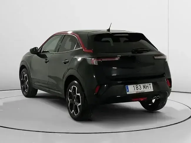 Usado Opel Mokka 136 CV (100 kW) 2023 Negro SUV